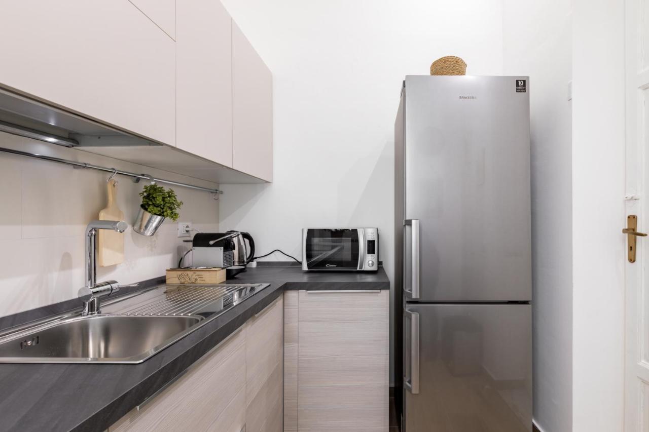 Stazione Notarbartolo Bright & Cozy Apartment Palermo Buitenkant foto